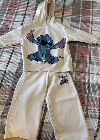 Stitch Zara takım