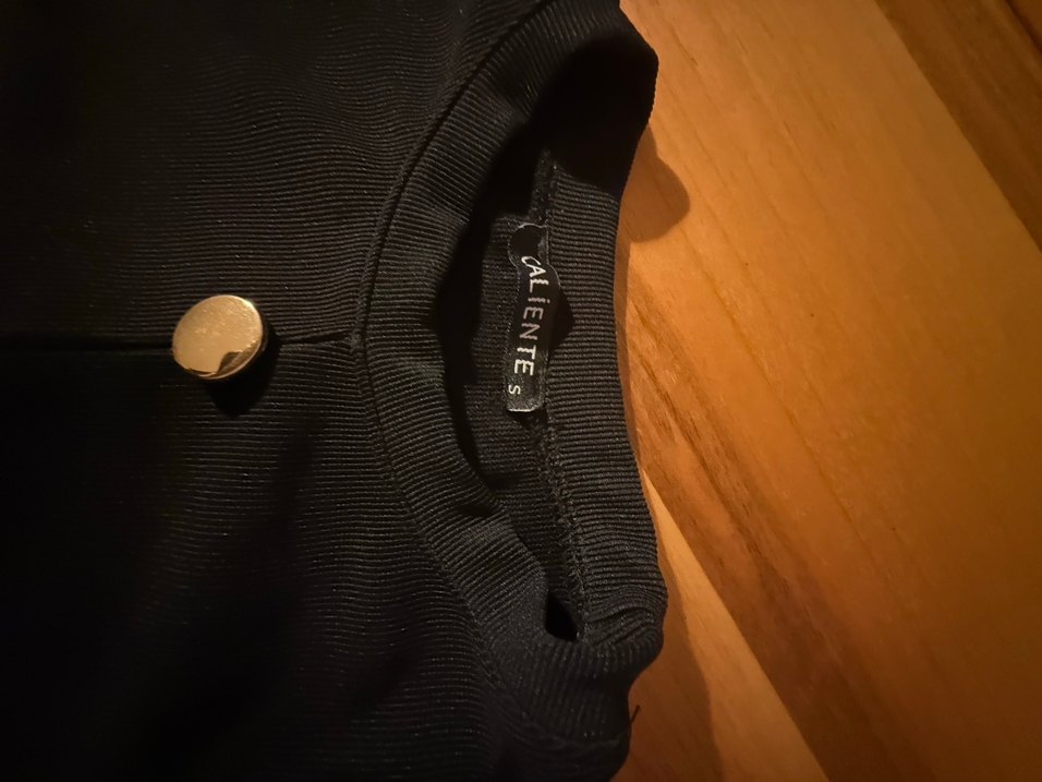 Düğmeli tişört - Görsel 4