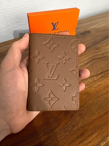 LOUIS VUITTON DERİ KARTLIK