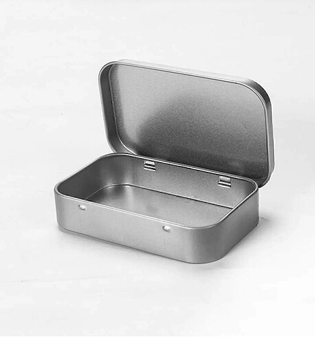  Metal kutu