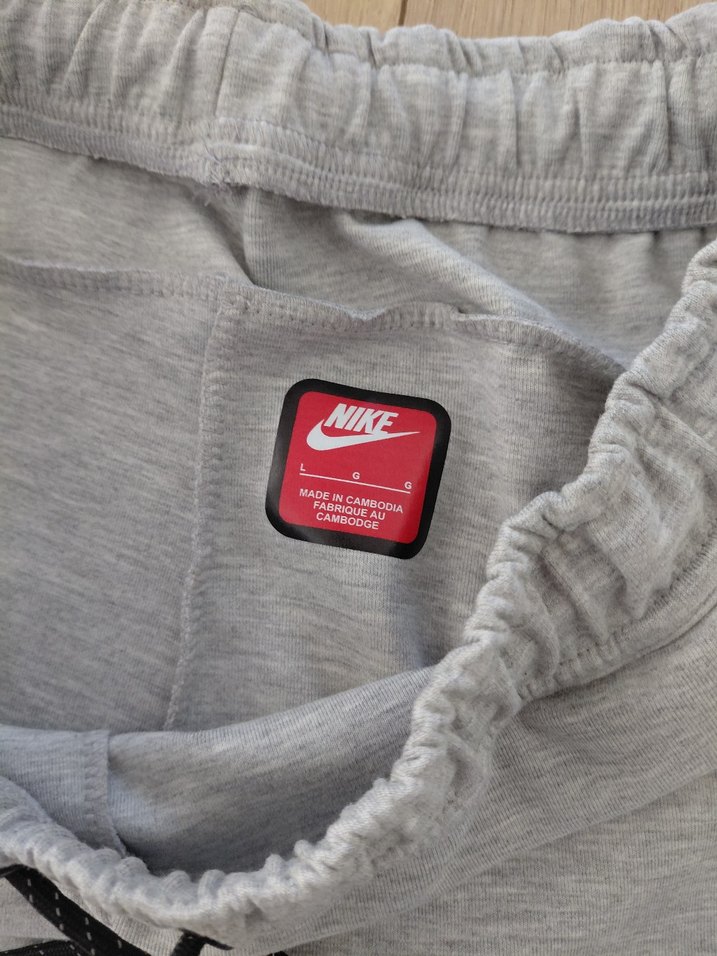 Nike Gri tech fleece Eşofman Altı - Görsel 4