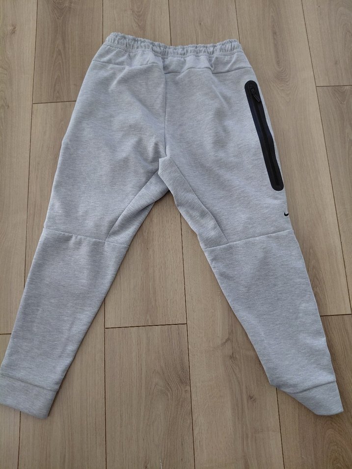 Nike Gri tech fleece Eşofman Altı - Görsel 5