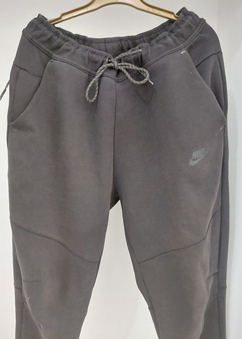 Nike siyah tech fleece Eşofman Altı - Görsel 3