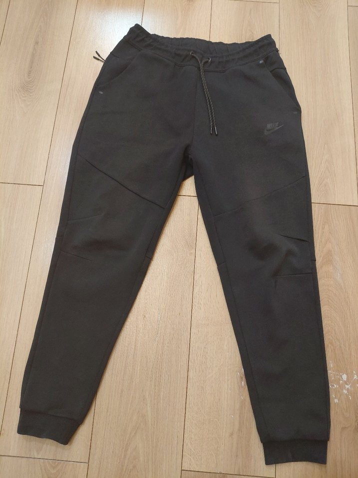 Nike Siyah tech fleece eşofman altı - Görsel 2