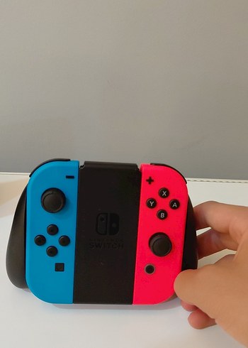 Nintendo Switch Oled Konsol kırmızı mavi - Görsel 2