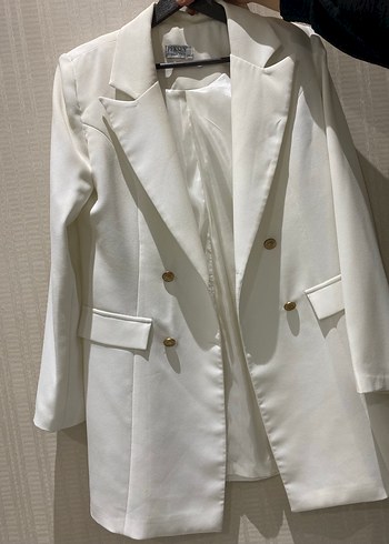 Düğmeli Beyaz Kadın Blazer Ceket