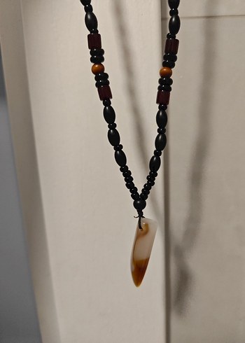 Bej Uçlu Siyah Boncuklu Bohem Kolye - Görsel 2