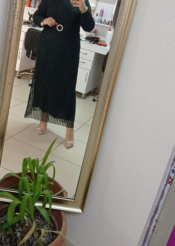 Zümrüt yeşili Uzun Kollu Piliseli Abiye Elbise - Görsel 2