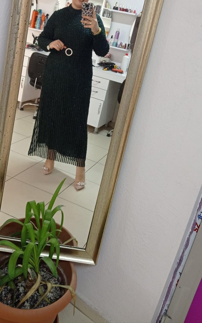 Zümrüt yeşili Uzun Kollu Piliseli Abiye Elbise - Görsel 2