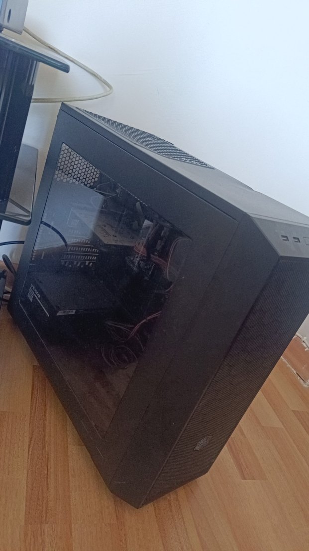 Siyah Samsung Monitör - Görsel 2