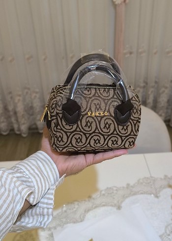 Vakko Vakko kumaş Kahverengi Çanta 10x15 mini-3 kademeli aski