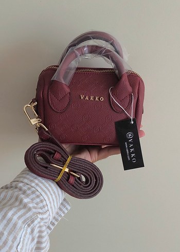Vakko yazısı eğri Bordo Deri Vakko Kadın Çanta 10x15 Mini