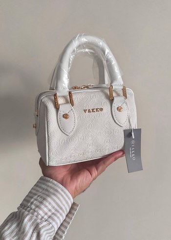 Vakko Gold defolu Beyaz Deri Çanta 10x13x17 cm-3 kademeli aski - Görsel 2