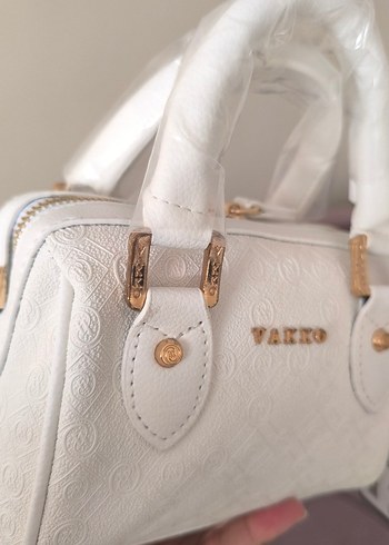 Vakko Gold defolu Beyaz Deri Çanta 10x13x17 cm-3 kademeli aski - Görsel 6