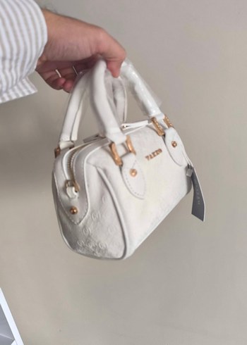 Vakko Gold defolu Beyaz Deri Çanta 10x13x17 cm-3 kademeli aski - Görsel 4