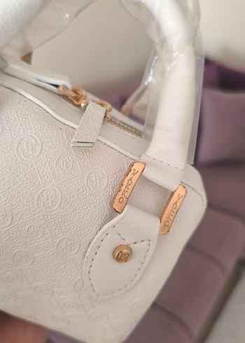 Vakko Gold defolu Beyaz Deri Çanta 10x13x17 cm-3 kademeli aski - Görsel 9