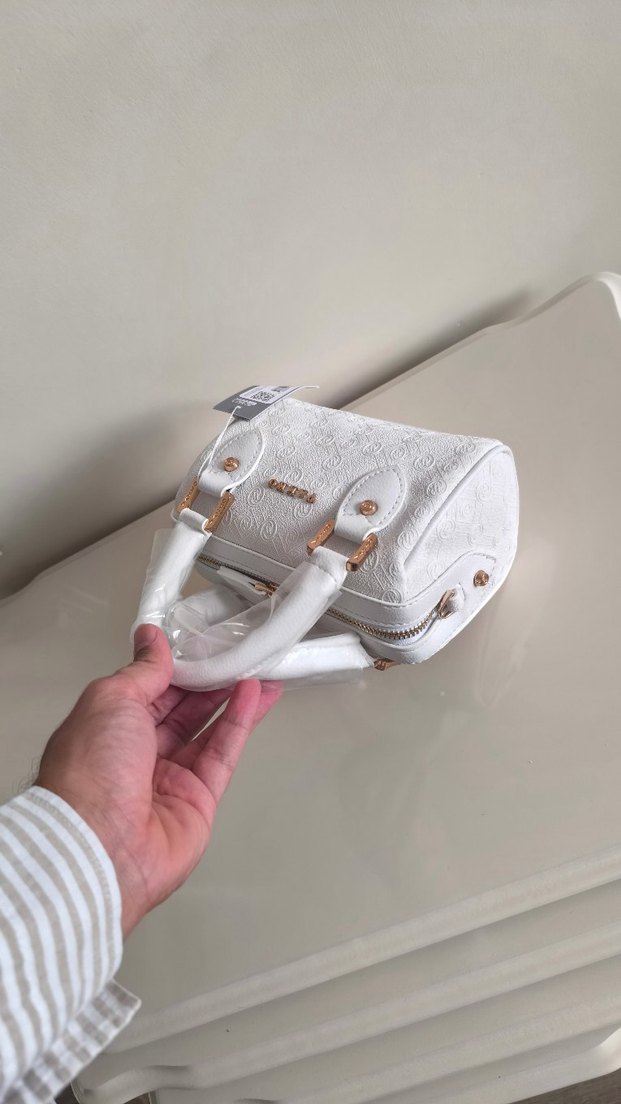 Vakko Gold defolu Beyaz Deri Çanta 10x13x17 cm-3 kademeli aski - Görsel 3