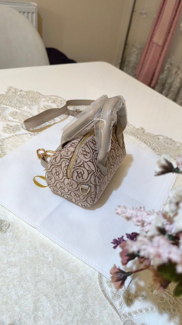 Vakko Bej Kadın Çanta 10x15 mini-3 kademeli aski - Görsel 3