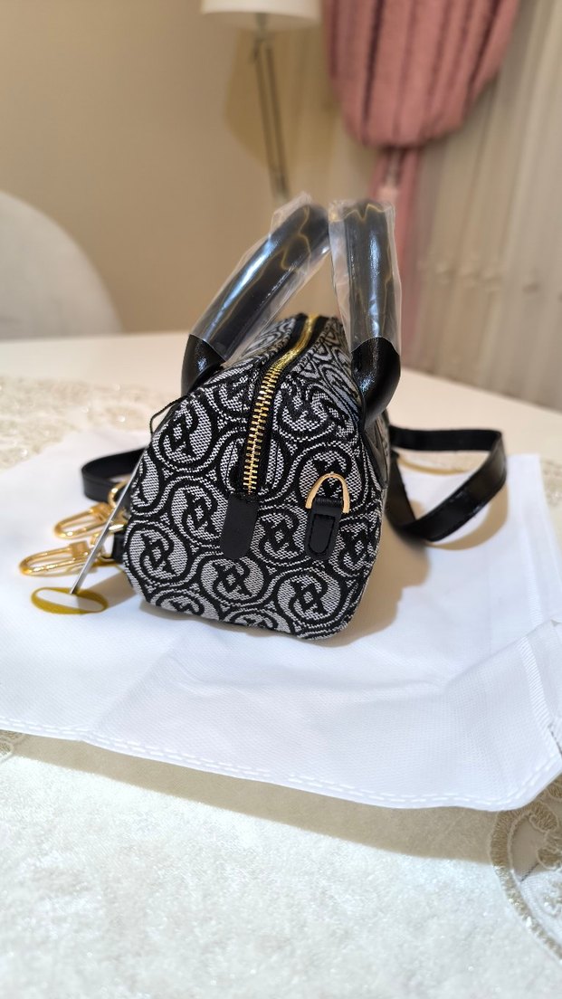 Vakko Siyah gri kumas Çanta 10x15 mini-3 kademeli aski - Görsel 2