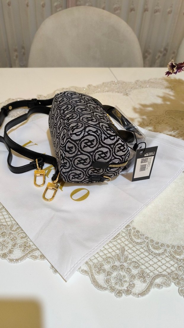 Vakko Siyah gri kumas Çanta 10x15 mini-3 kademeli aski - Görsel 5