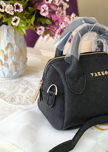 Vakko Siyah Deri Kadın Çanta 10x15 mini-3 kademeli aski - Görsel 4