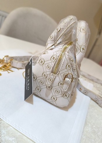 Vakko Gold Beyaz Deri Çanta 10x15 mini-3 kademeli aski - Görsel 3