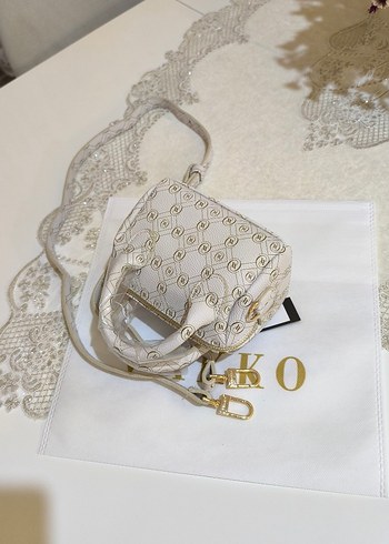 Vakko Gold Beyaz Deri Çanta 10x15 mini-3 kademeli aski - Görsel 4