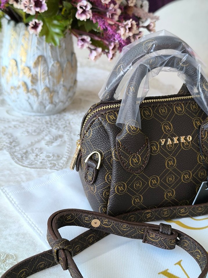 Vakko Kahverengi Deri Kadın Çanta 10x15 mini-3 kademeli aski - Görsel 5