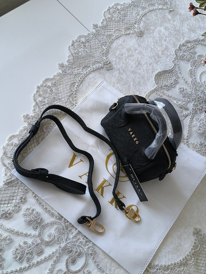 Vakko Siyah Deri Kadın Çanta 10x15 mini-3 kademeli aski - Görsel 2