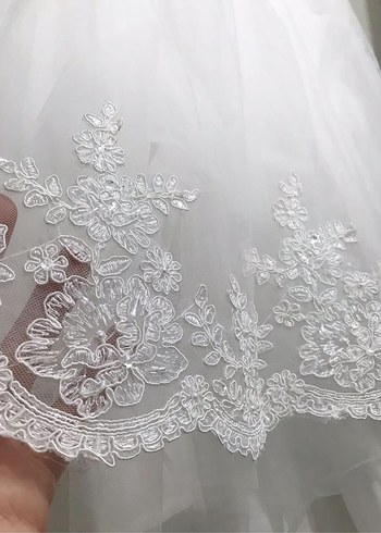 34 Beden beyaz Renk Sisters Wedding İmzalı Straplez Fransız Dantel İpek Tül Gelinlik