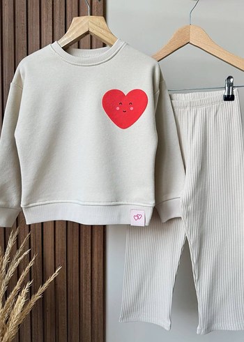 Kız Çocuk Pembe Bol Kesim Sweatshirt ve Pantolon - Görsel 3