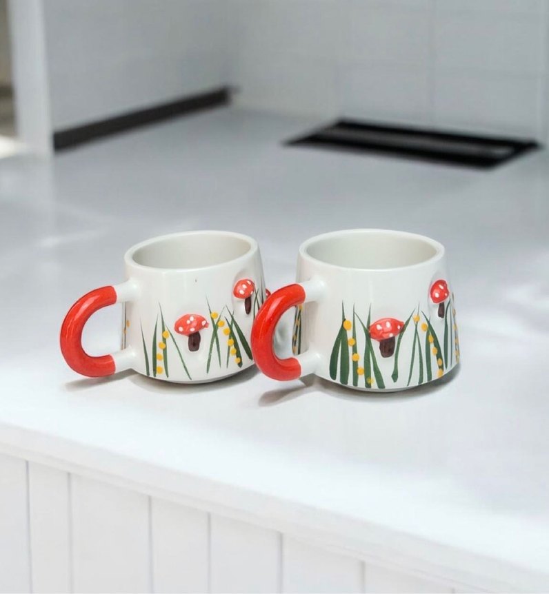 Renkli Saplı Mantar Desenli Beyaz Kupa - Görsel 4