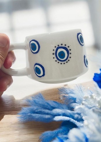 Mavi Nazar Desenli Beyaz Seramik Kupa - Görsel 3