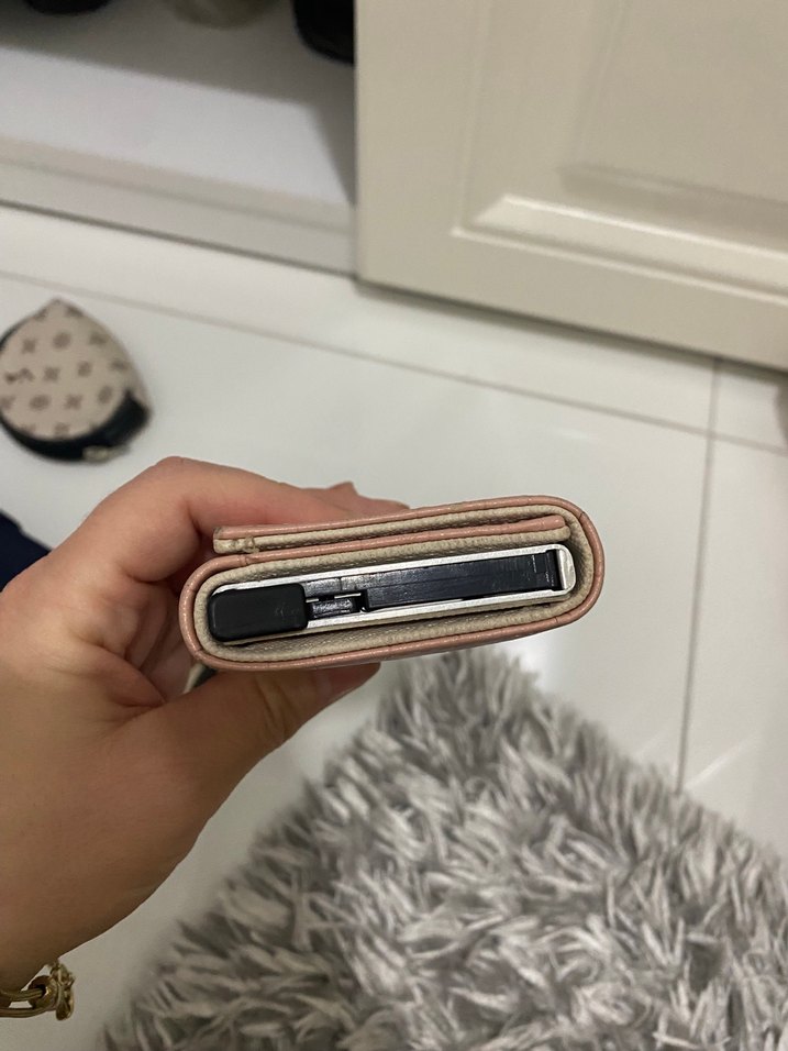 Otomatik kartlı Pembe Deri Kadın Cüzdanı - Görsel 2