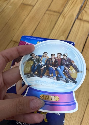 4N1K 1. Kitap Film Özel Baskısı Ciltli - Büşra Yılmaz Roman - Görsel 10