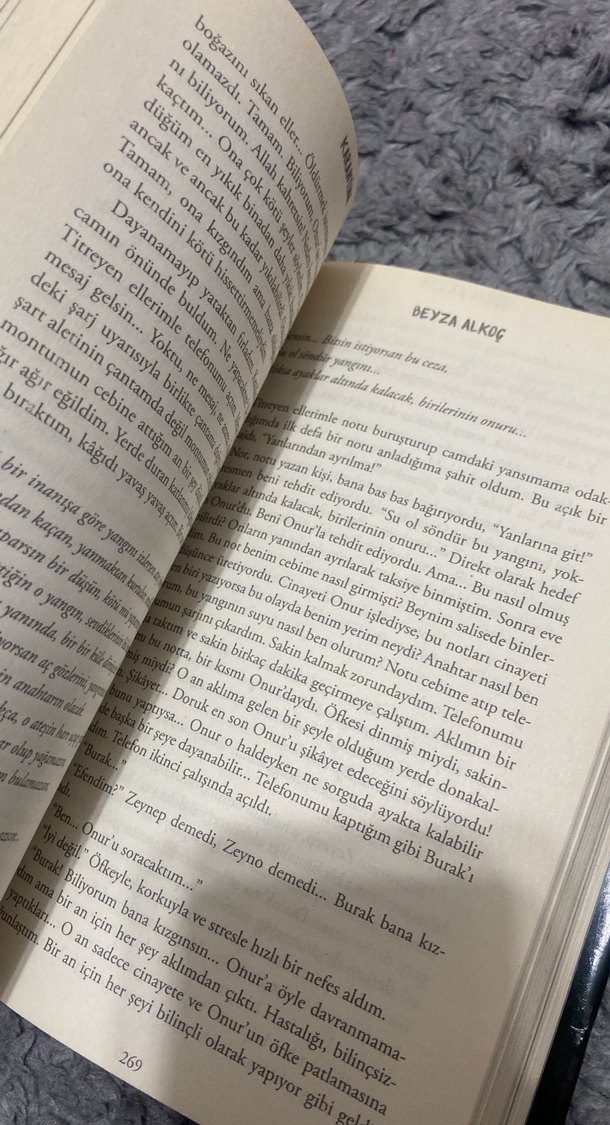 Karantina 1 (Ciltli) - Beyza Alkoç - Görsel 4