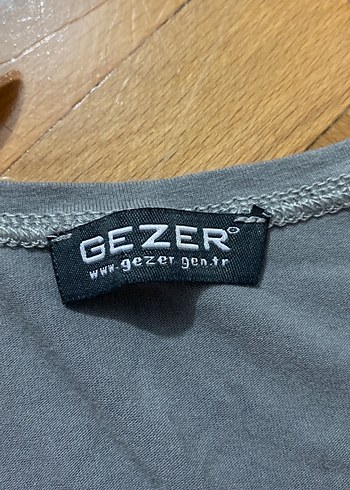 Gezer Dantel Detaylı Gri Kadın Dar Tişört