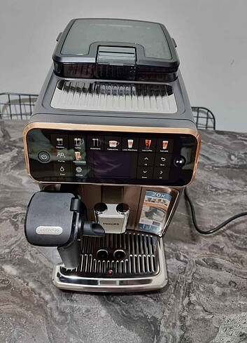 Philips EP5544/80 Kahve Makinesi 