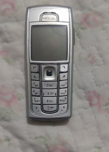 Gri Nokia Tuşlu Telefon