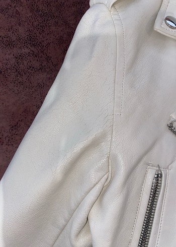 Beyaz Deri Kemerli Kadın Ceket - Görsel 4
