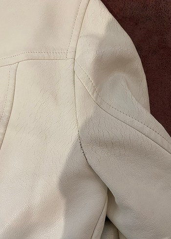 Beyaz Deri Kemerli Kadın Ceket - Görsel 5