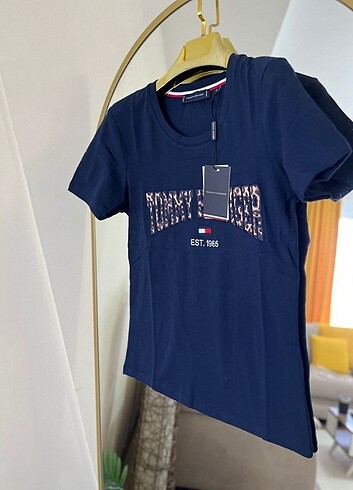 MARKA MODEL TİŞÖRT 