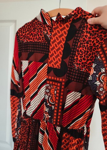 Bohem Kırmızı Desenli Uzun Elbise - Görsel 3