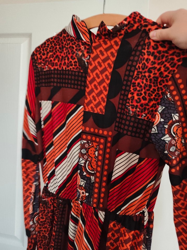 Bohem Kırmızı Desenli Uzun Elbise - Görsel 3