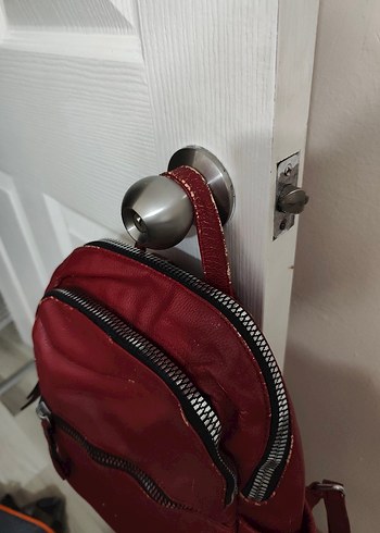 Kadın Parlak Kırmızı Deri Sırt Çantası - Görsel 3