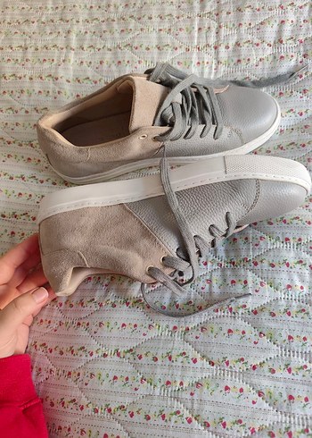 Bej Gri hakiki  deri Kadın Spor Ayakkabı - Görsel 2