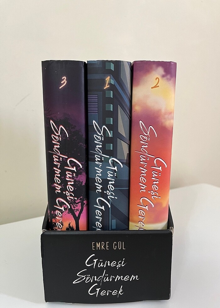 Yazar imzalı kutulu güneşi söndürmem gerek - Görsel 3