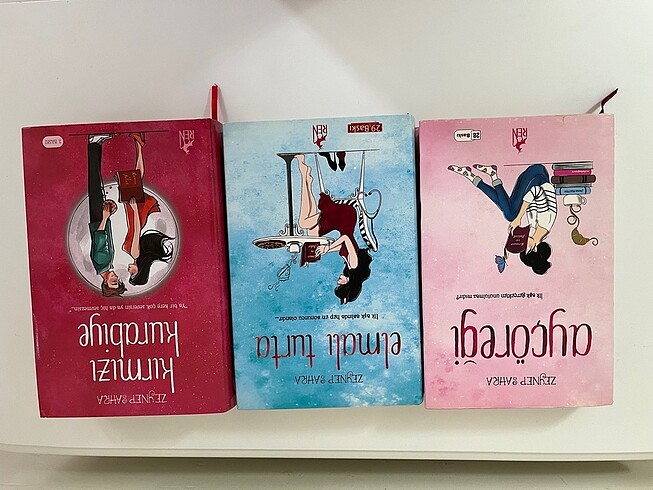 Üçlü ayçöreği serisi posterli ve ayraçlı