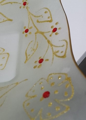 Beyaz Çiçek Desenli Dekoratif Vazo ve Tabak Seti - Görsel 2