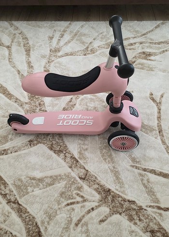 Scoot and Ride Oturmalı Pembe Çocuk Scooter - Görsel 4